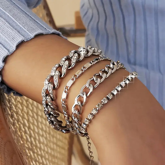 Stackable wristlets