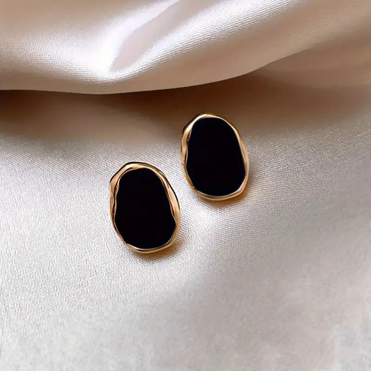 Oval Dimension Earrings