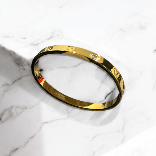Smooth Bangles Heart and Diamonds