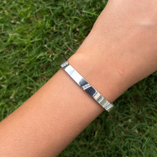Line Lock bracelet