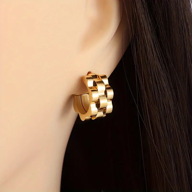Chained hoops