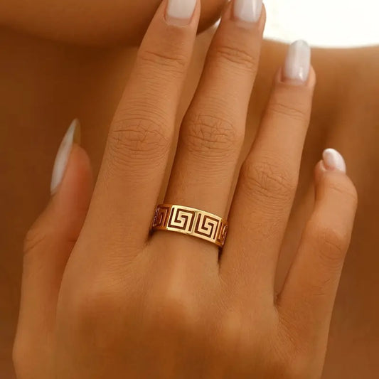 Chic Squary Band ring